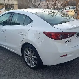 Mazda Mazda3 2018