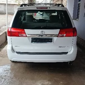 Toyota Sienna 2005