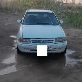 Opel Astra 1992