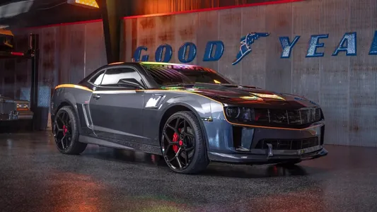 На аукционе продают Chevrolet Camaro с турбодвигателем Boeing от вертолета