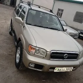 Nissan Pathfinder 2002