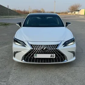 Lexus ES 350 2022