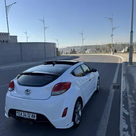 Hyundai Veloster 2013