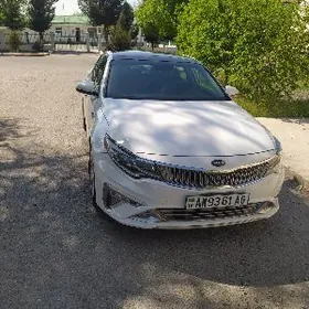 Kia Optima 2018