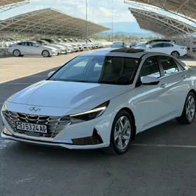 Hyundai Elantra 2021