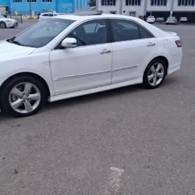 Toyota Camry 2010