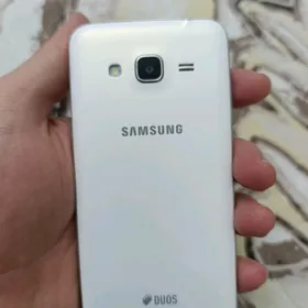 Samsung J3 2016