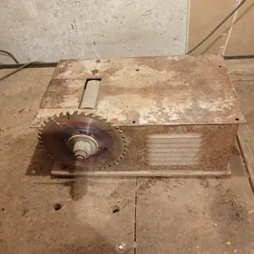 электрический  рубанок, пила