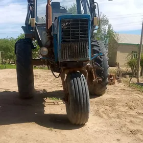MTZ T-28 2015