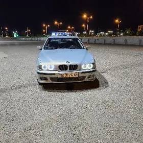 BMW E39 1998