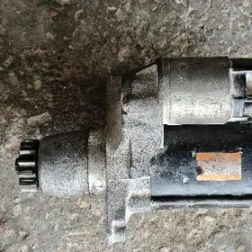 starter (стартёр)