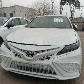 Toyota Camry 2023