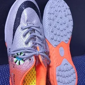 кросовки спортивные