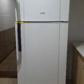 Холодильник    Vestel