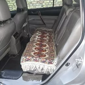 Toyota Highlander 2011