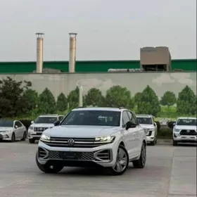 Volkswagen Touareg 2025