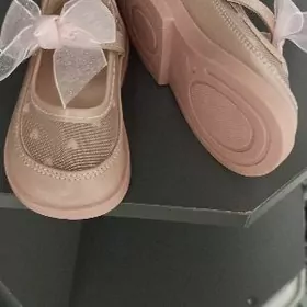 çaga köwüş we köýnekik