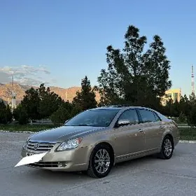 Toyota Avalon 2005