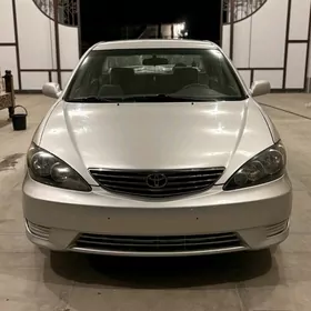 Toyota Camry 2004