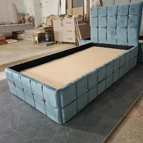 Spalny krowat mebel detksi