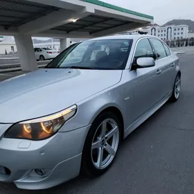 BMW E60 2004