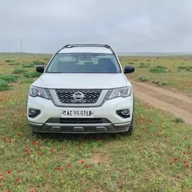 Nissan Pathfinder 2020