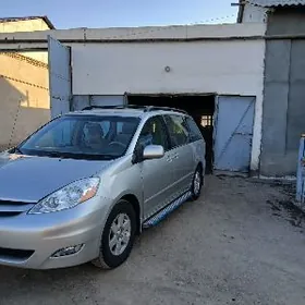 Toyota Sienna 2009