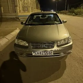 Toyota Camry 2001