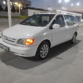 Toyota Sienna 1999