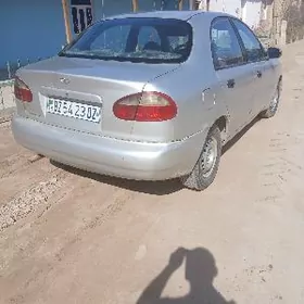 Daewoo Lanos 1998