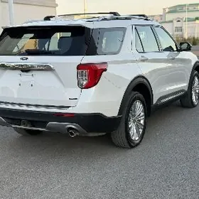 Ford Explorer 2021