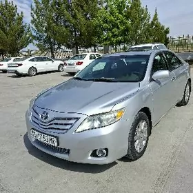 Toyota Camry 2010