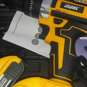 DEWALT шуруповёр drel.