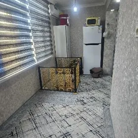 11 mkr 2komnat 4/1 etazy