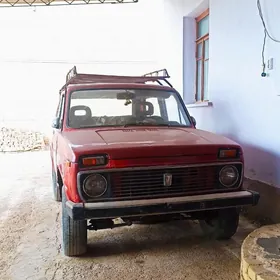Lada Niva 1989
