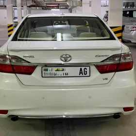 Toyota Camry 2016