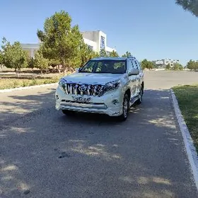 Toyota Land Cruiser Prado 2014