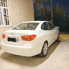 Hyundai Elantra 2010