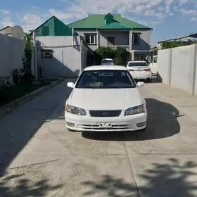 Toyota Camry 2001