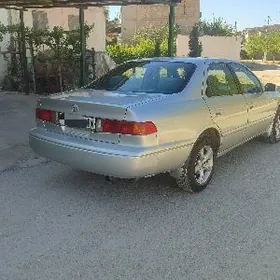 Toyota Camry 2001