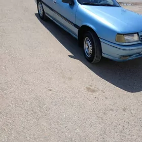 Opel Vectra 1990