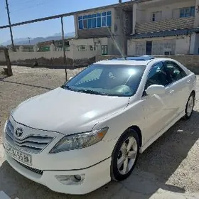 Toyota Camry 2010