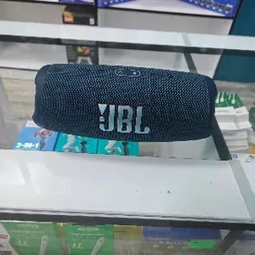 JBL Charge 5