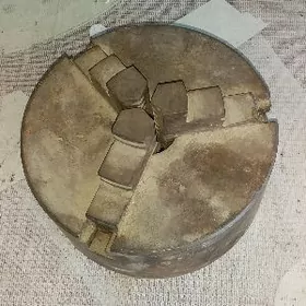 токарный зажим