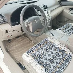 Toyota Camry 2010