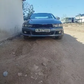 Mitsubishi Galant 2001