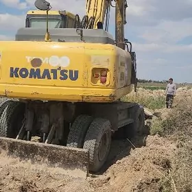 Komatsu PC200LC-8 2008