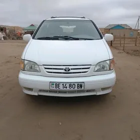 Toyota Sienna 2001