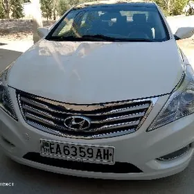 Hyundai Azera 2012