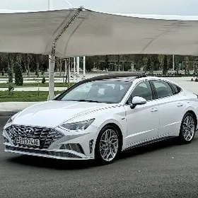 Hyundai Sonata 2021